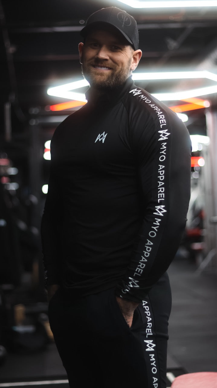 Apex Muscle Fit Tracksuit Bottoms